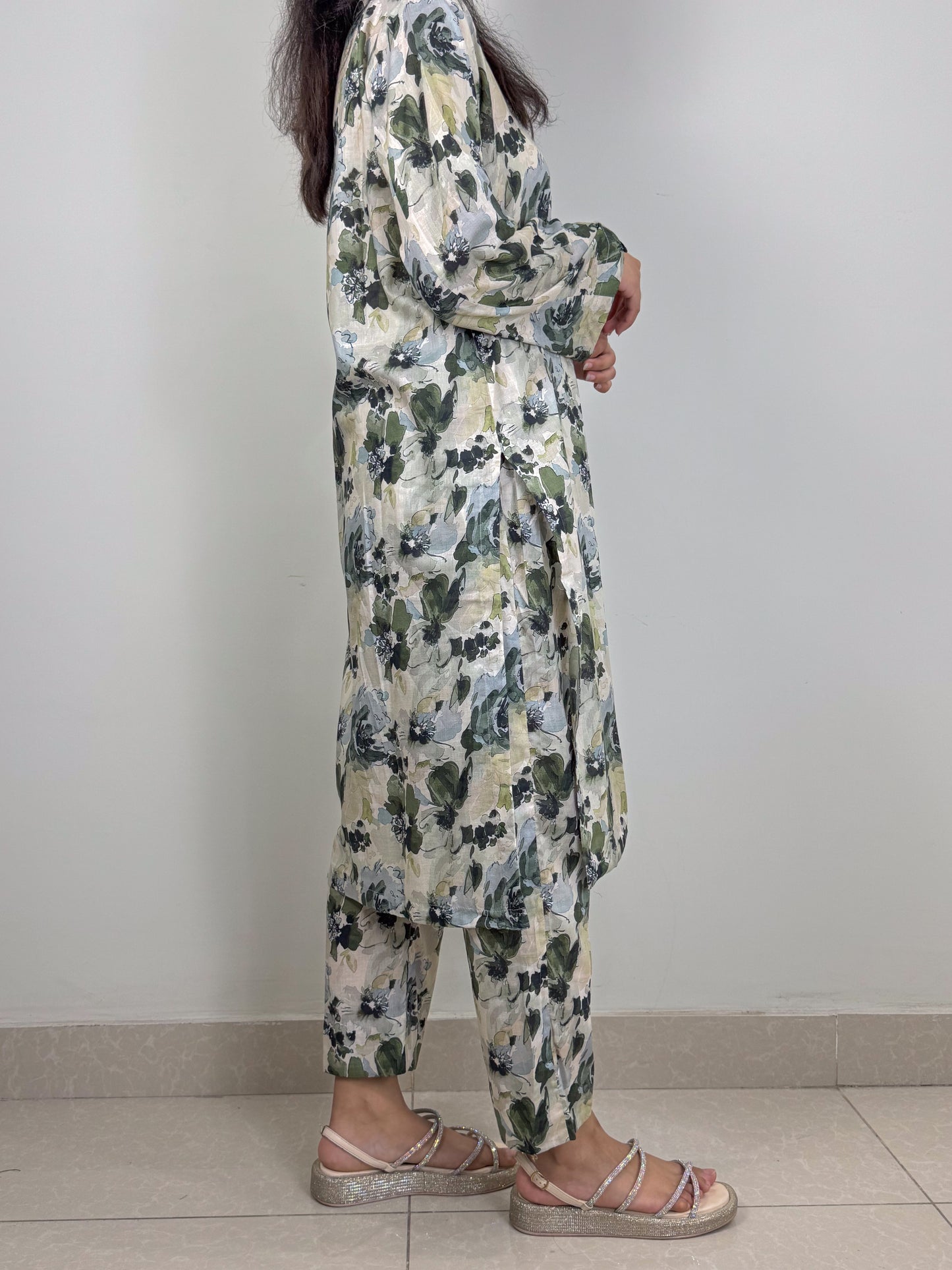 Abstract Oasis - Stitched 2 Piece - Lawn